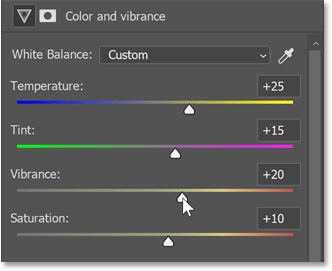 Color & Vibrance 调整图层新增 Temperature(色温)和 Tint(色调)滑块,直接在PS内完成白平衡校正
